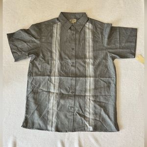 Brand new, never worn Men’s button down t-shirt by “HAGGAR”